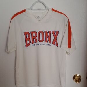 H&M Cream V-Neck Shirt